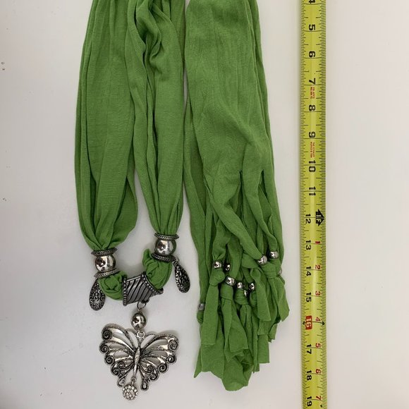Gorgeous Green Fashion Scarf NWOT - Picture 12 of 12